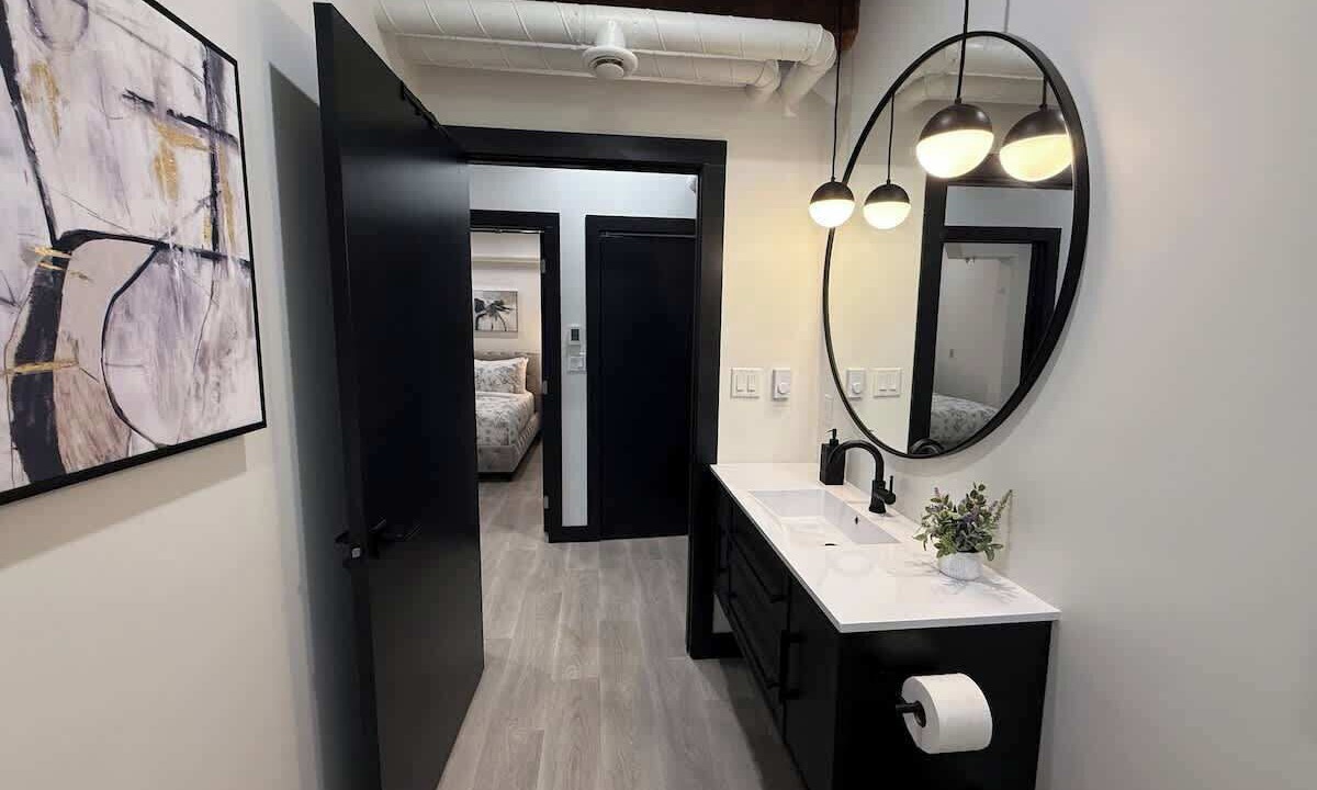 Photo of Bedroom in Truro