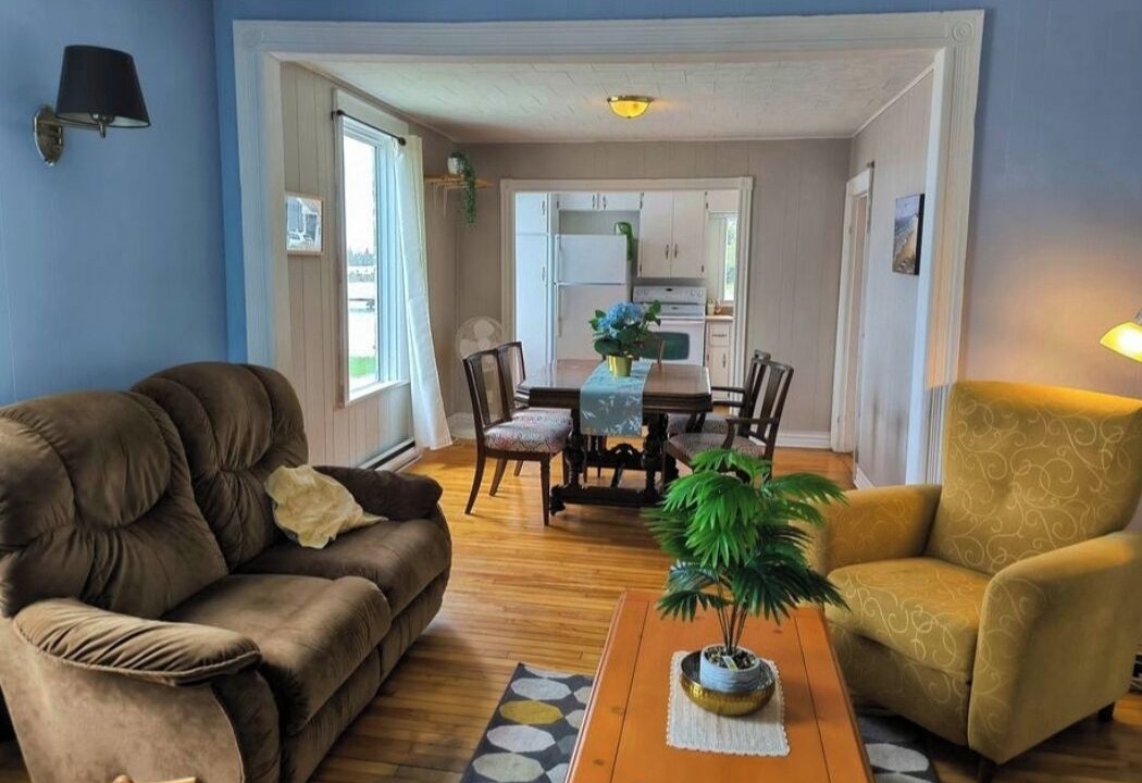 Photo of Livingroom in Port Elgin