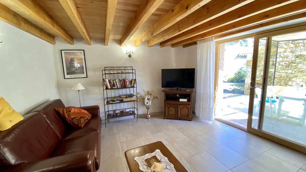 Photo of Livingroom in Bugarach