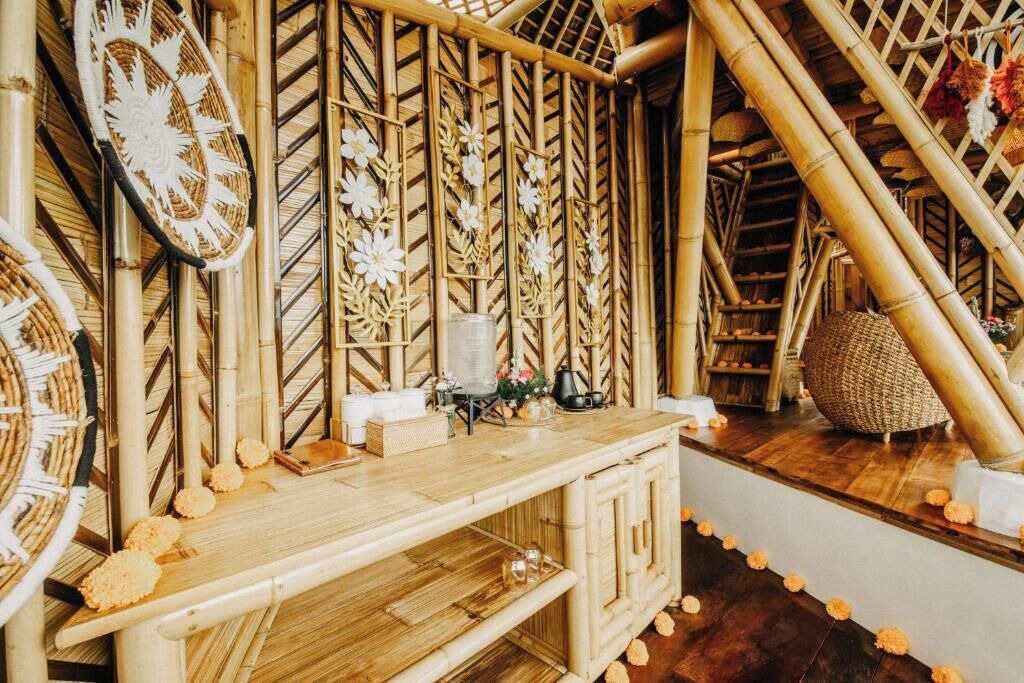 Photo of Others in Selat