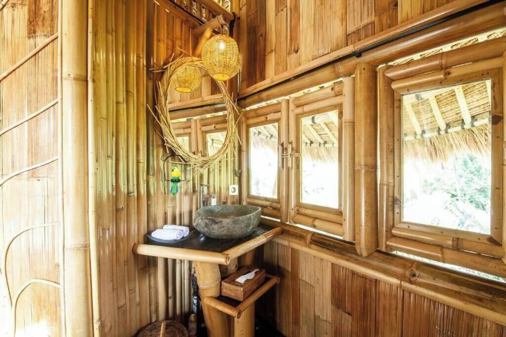 Photo of Bathroom in Selat
