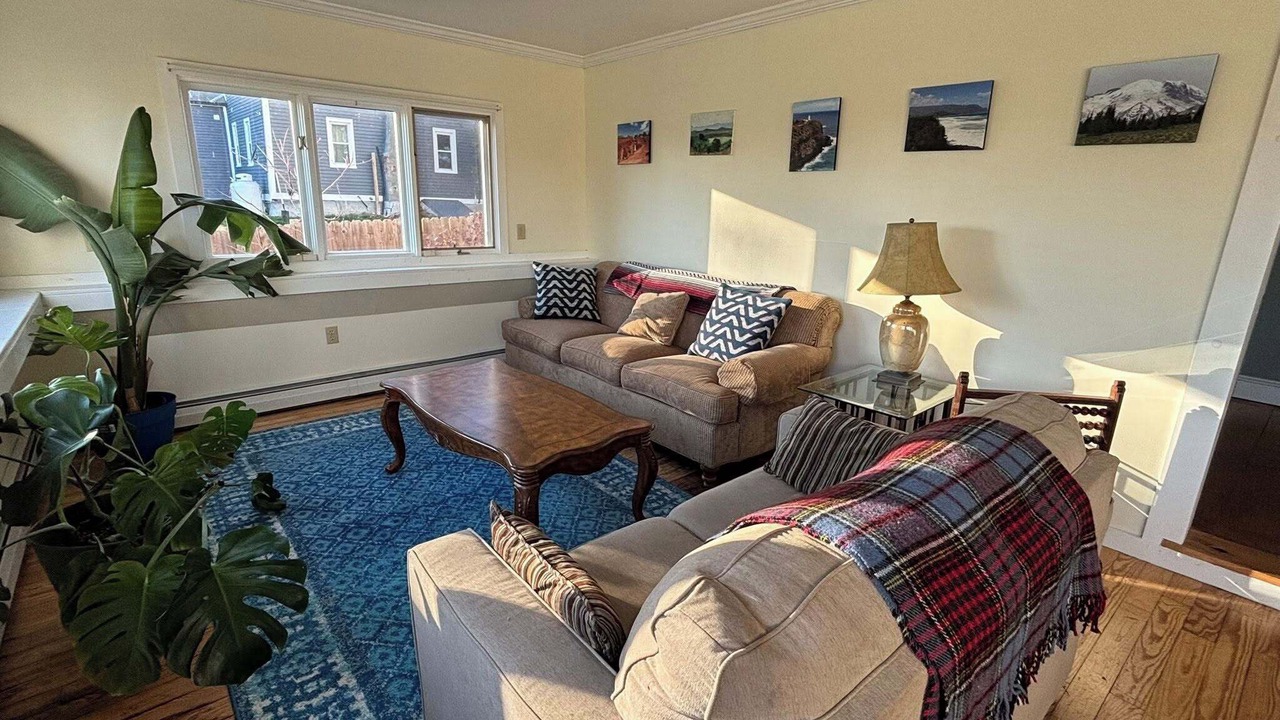Photo of Livingroom in Bridport