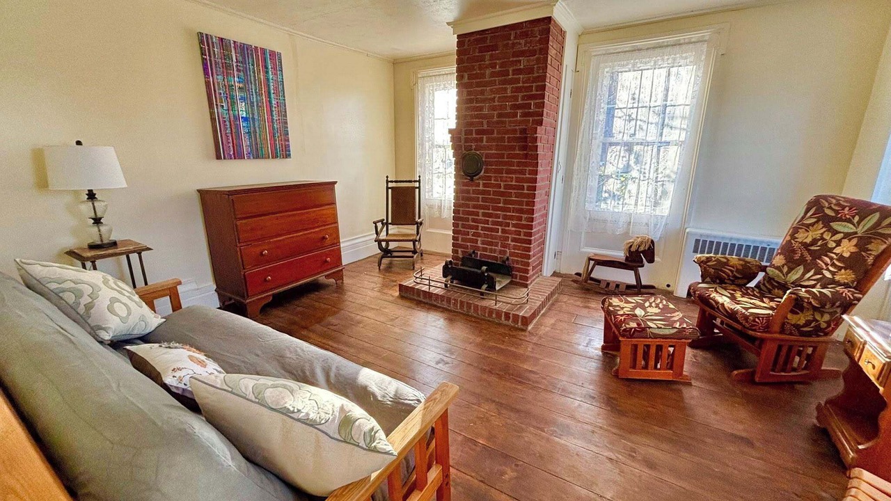 Photo of Livingroom in Bridport