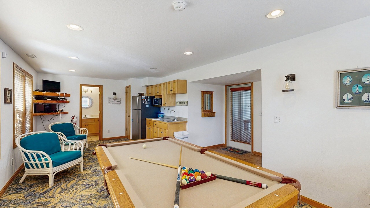 Photo of Bedroom in Waves