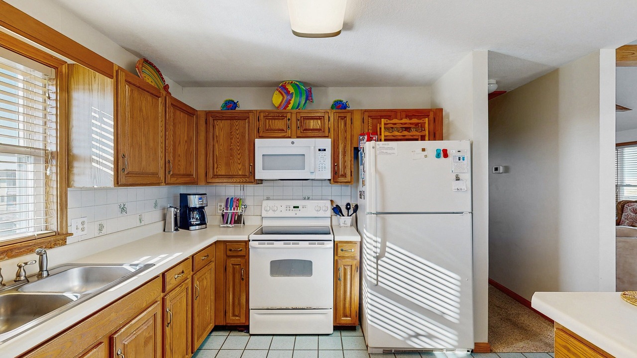 Photo of Kitchen in Waves