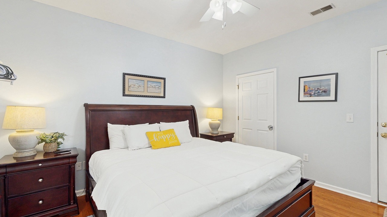 Photo of Bedroom in Sunset Beach