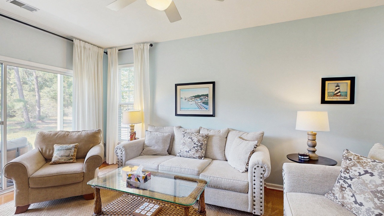 Photo of Livingroom in Sunset Beach