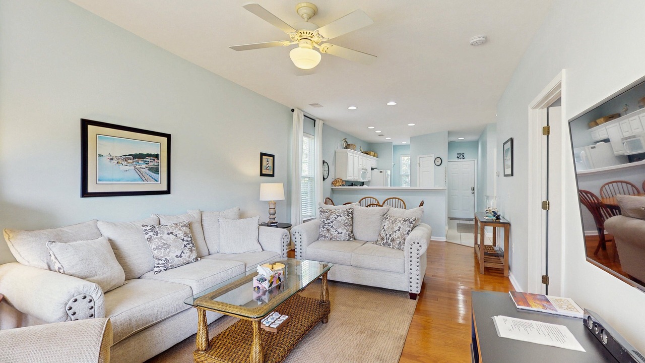 Photo of Livingroom in Sunset Beach