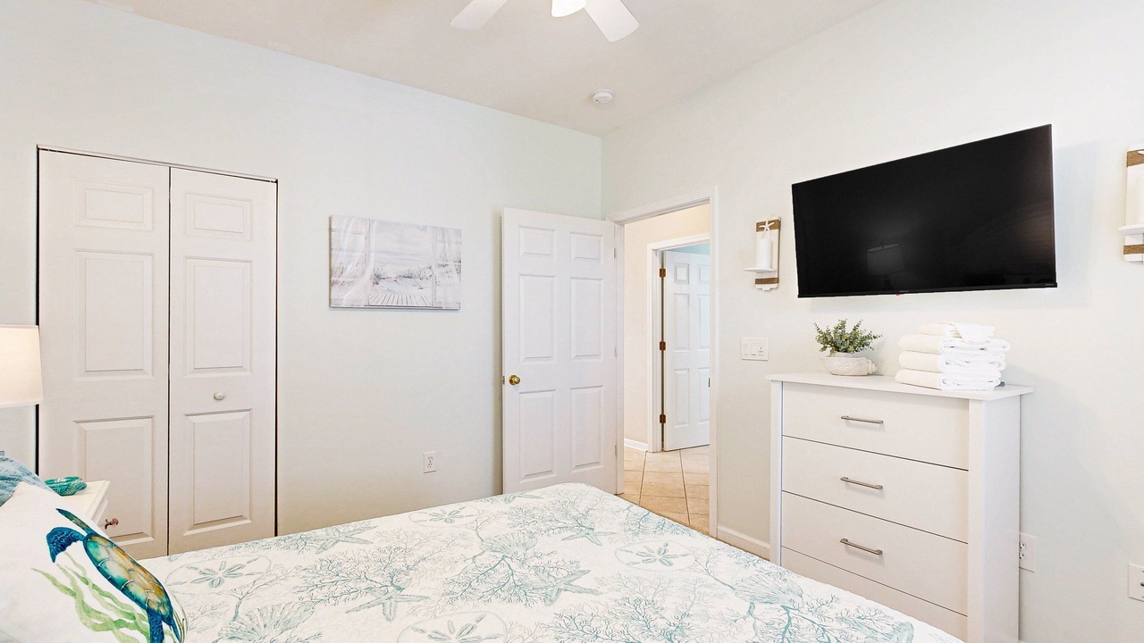 Photo of Bedroom in Sunset Beach
