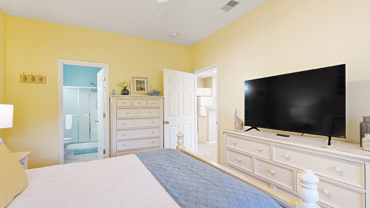 Photo of Bedroom in Sunset Beach