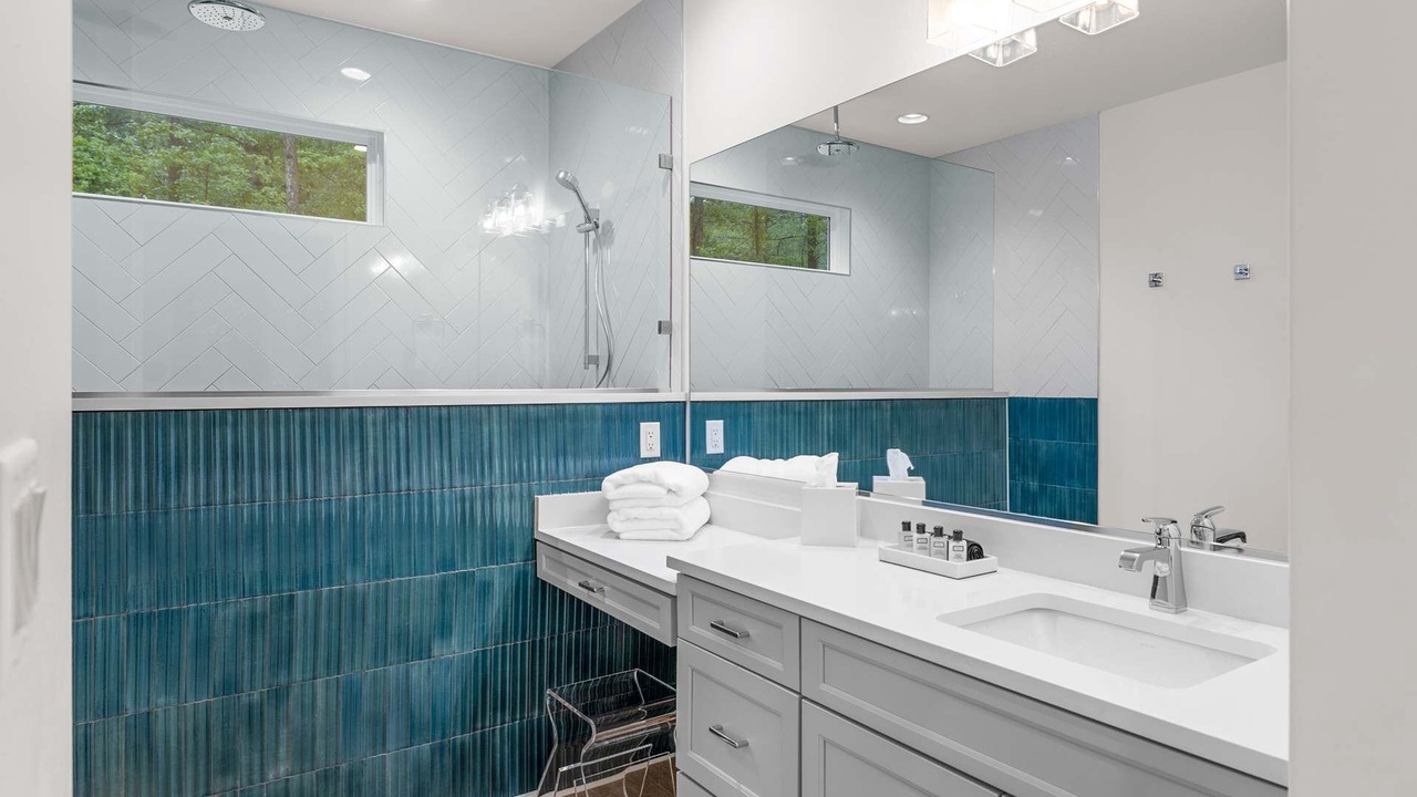 Photo of Bathroom in Hot Springs Village