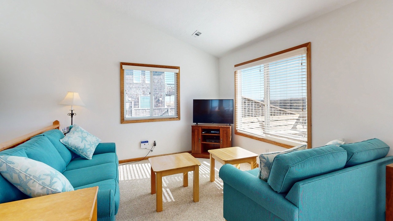 Photo of Livingroom in Waves