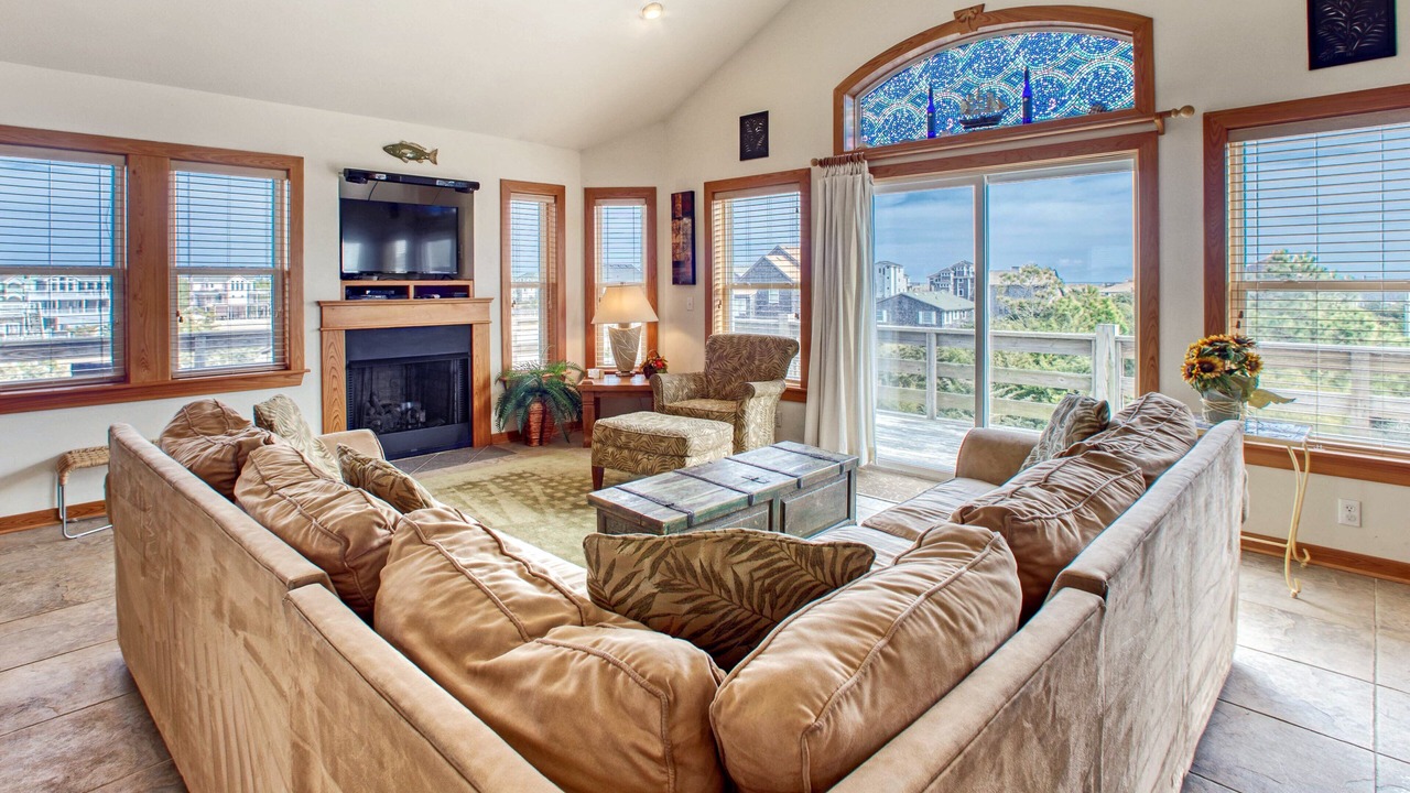 Photo of Livingroom in Waves