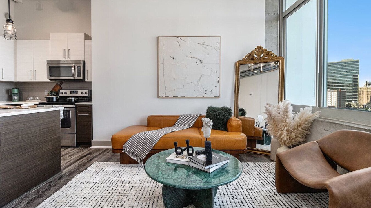 Photo of Livingroom in Downtown Atlanta