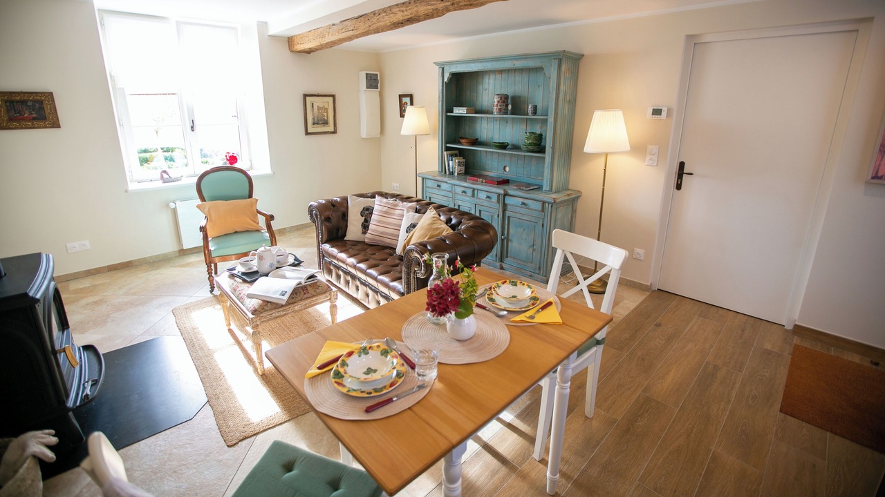 Photo of Livingroom in Tremblay-les-Villages