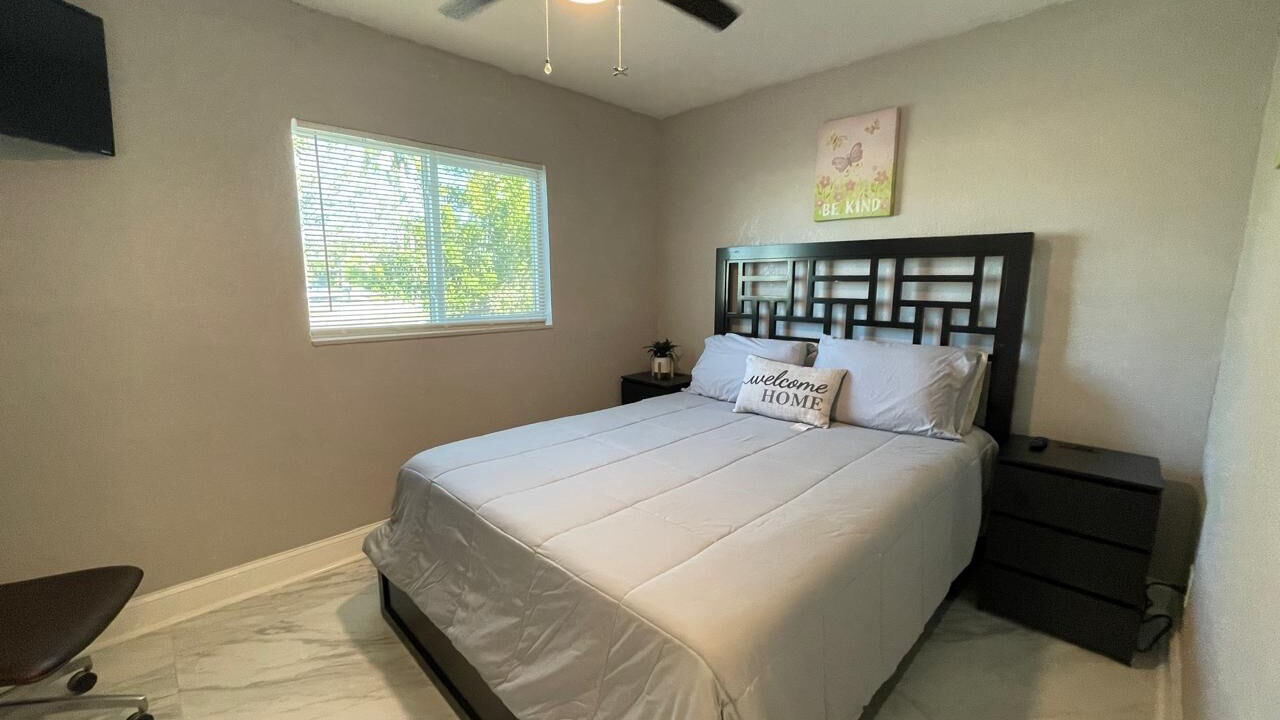 Photo of Bedroom in Capri Isle