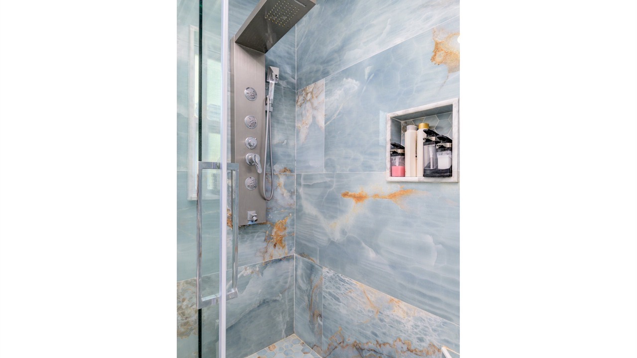 Photo of Bathroom in Capri Isle