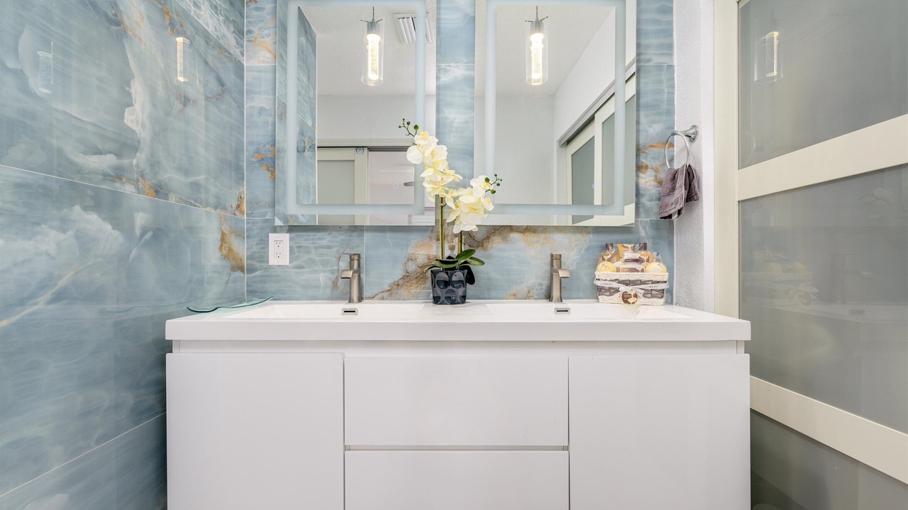Photo of Bathroom in Capri Isle