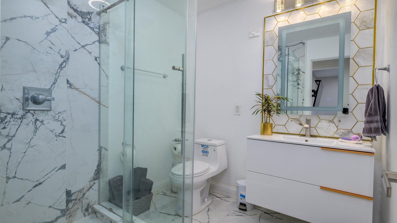 Photo of Bathroom in Capri Isle