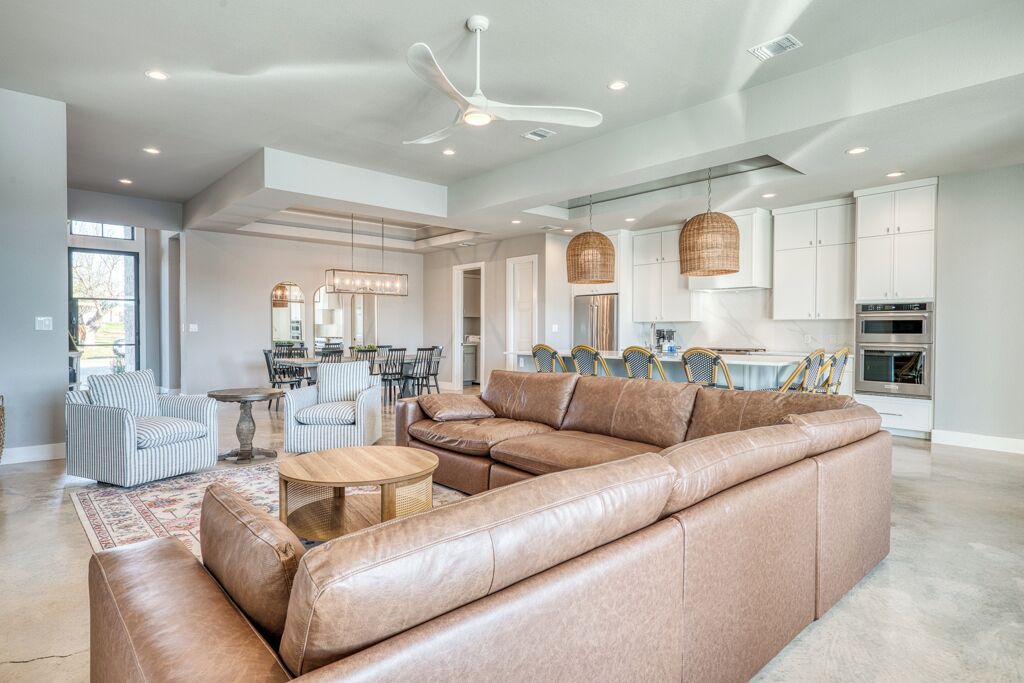 Photo of Livingroom in Burnet