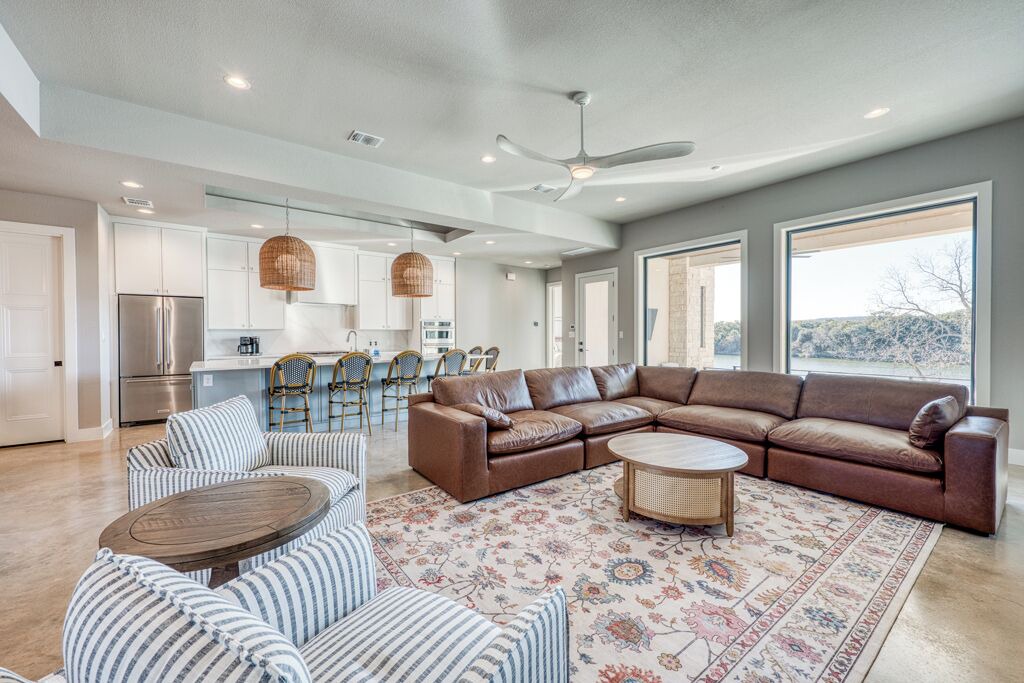 Photo of Livingroom in Burnet
