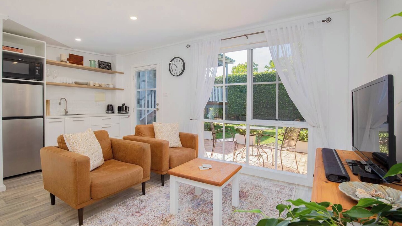 Photo of Others in Mayfield