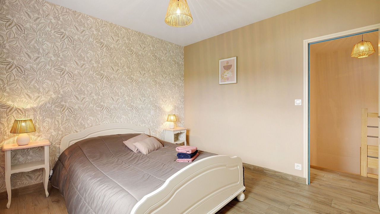 Photo of Bedroom in Neant-sur-Yvel