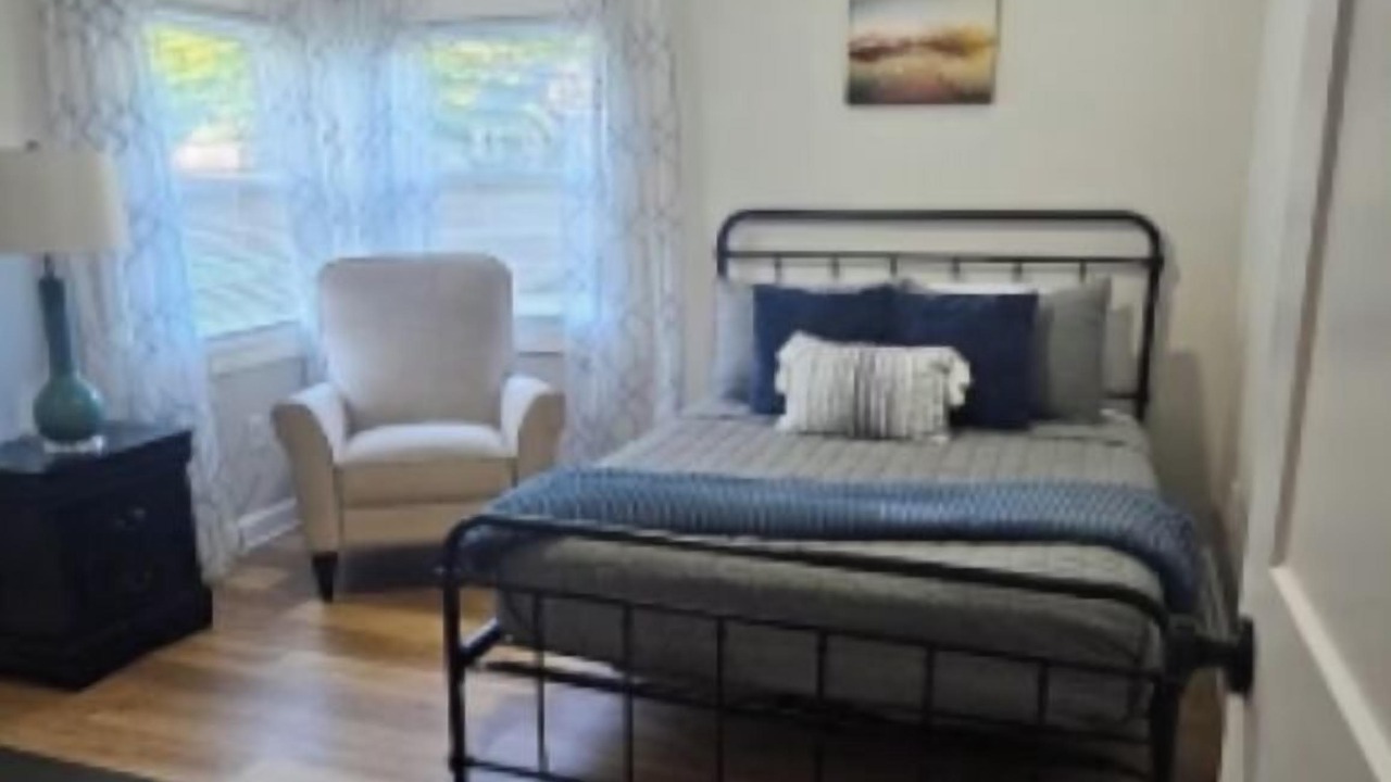 Photo of Bedroom in Howland Corners