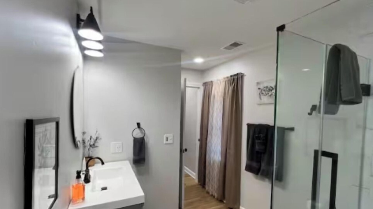 Photo of Bathroom in Howland Corners