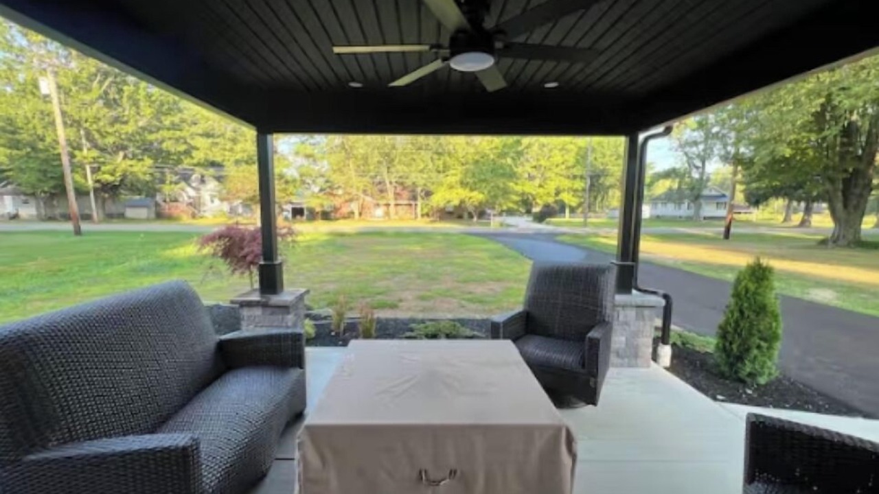 Photo of Patio Balcony in Howland Corners