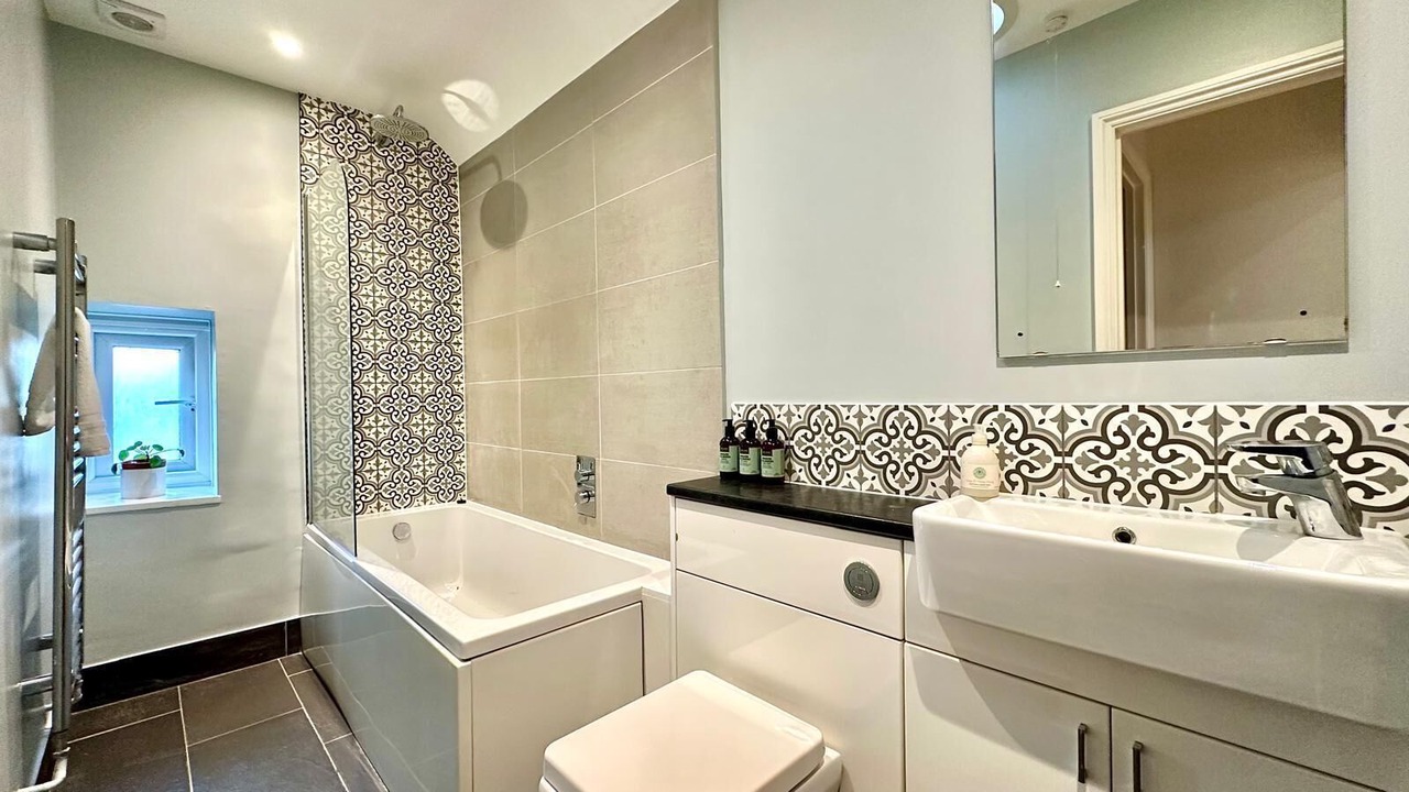 Photo of Bathroom in Shoscombe