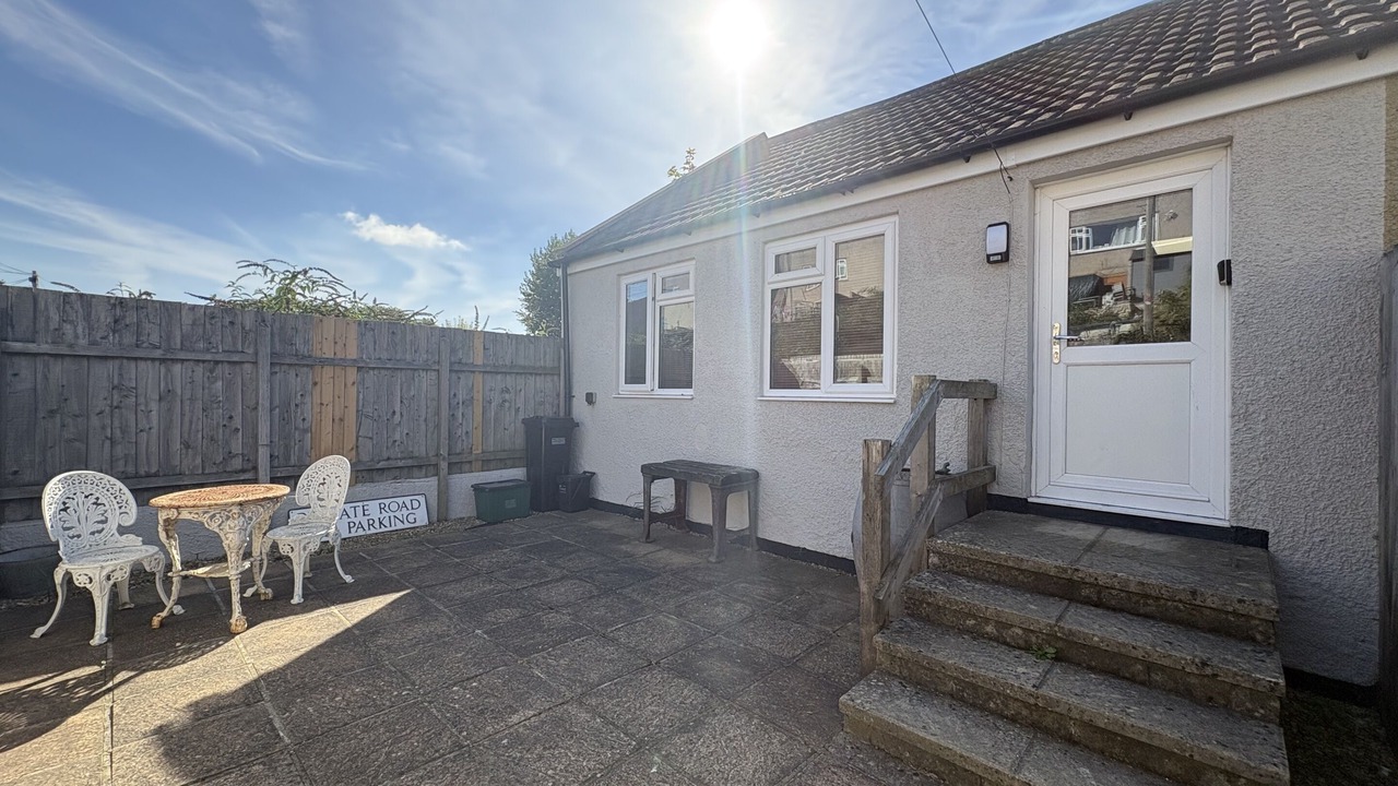 Photo of Outdoor in Shoscombe