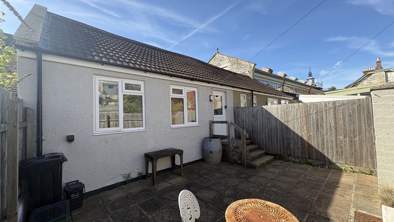 Photo of Outdoor in Shoscombe