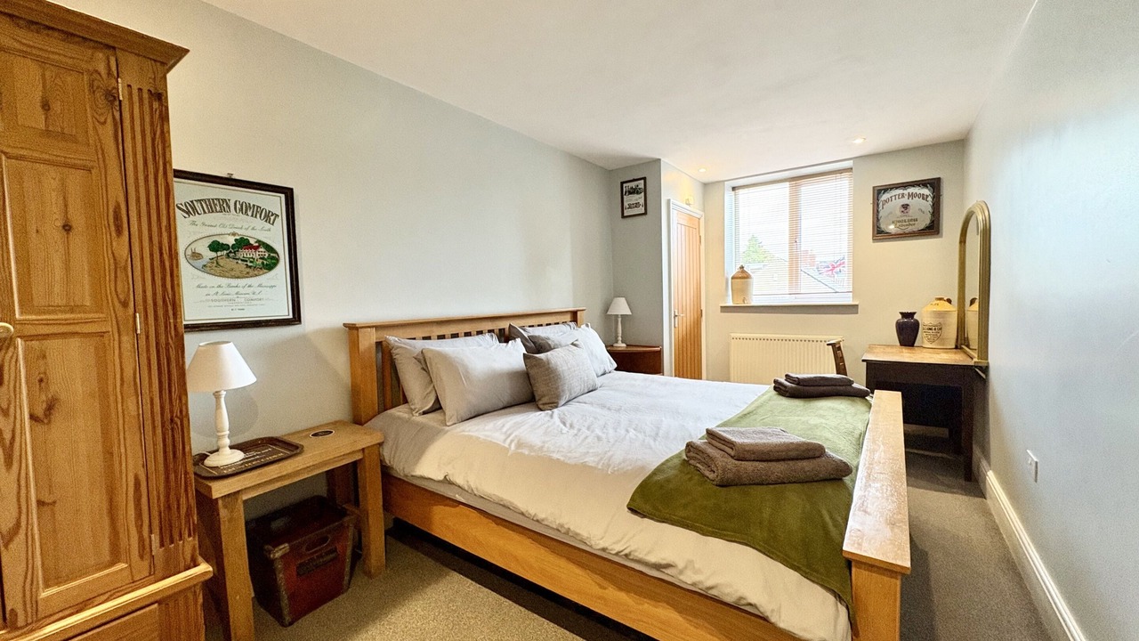 Photo of Others in Shoscombe