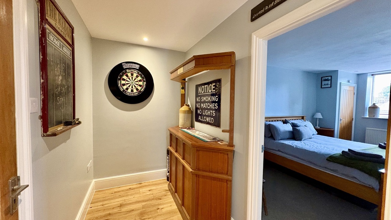 Photo of Others in Shoscombe