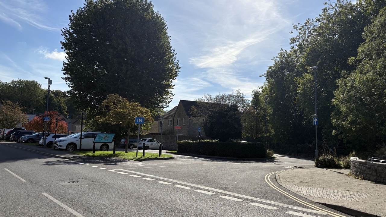 Photo of Others in Shoscombe