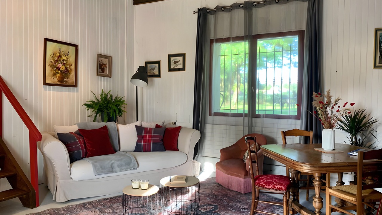 Photo of Livingroom in Chambourg-sur-Indre