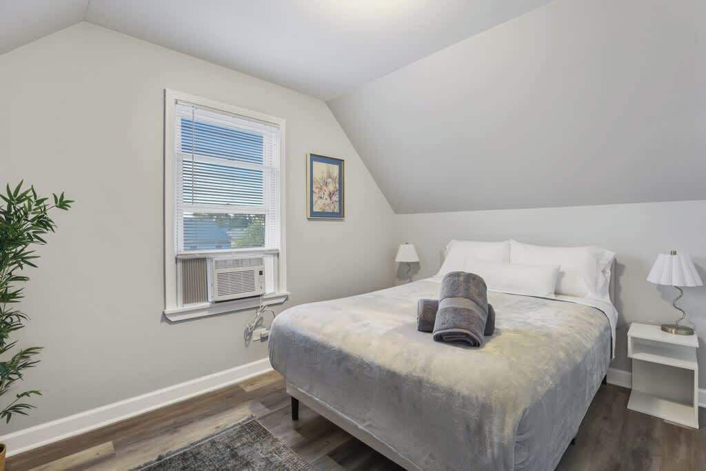 Photo of Bedroom in St. Charles