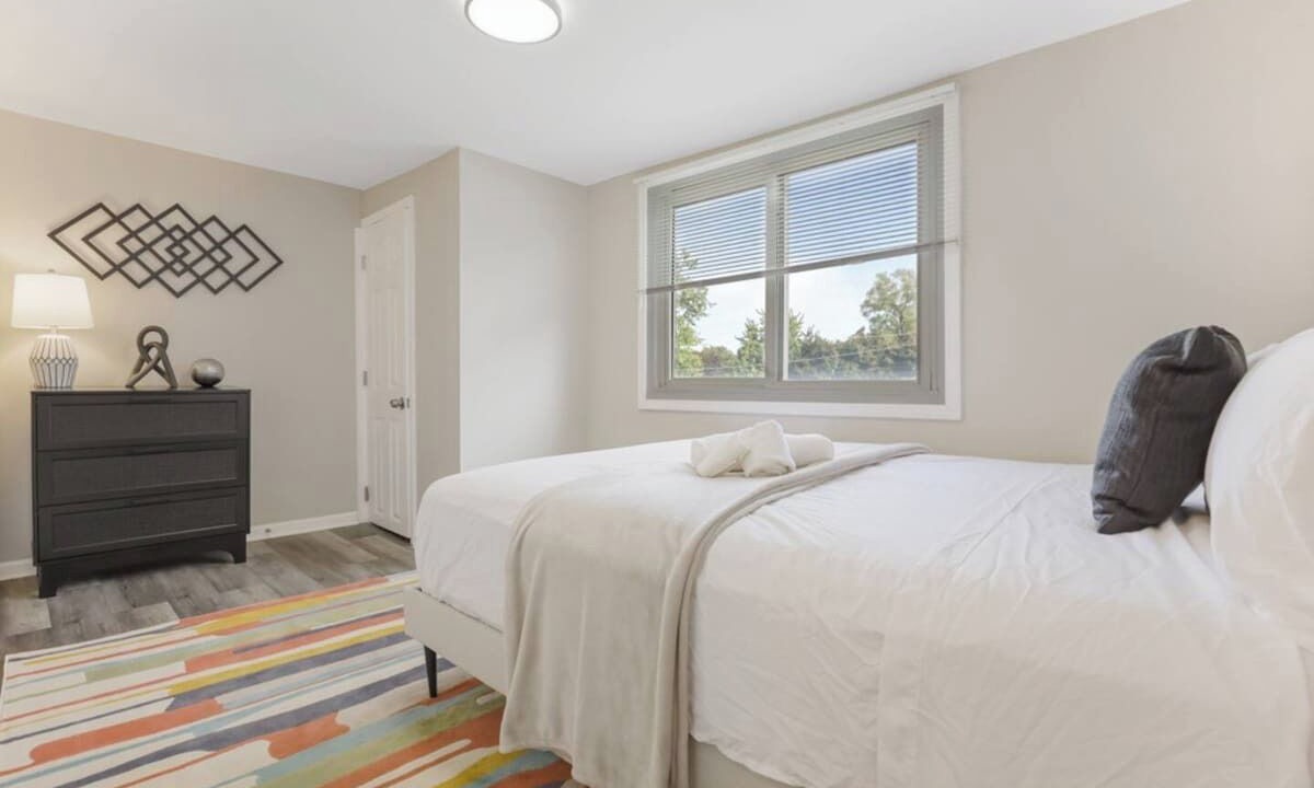 Photo of Bedroom in Franklin Park