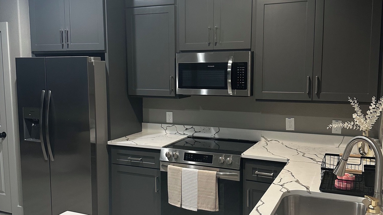 Photo of Kitchen in Oaks Historic District