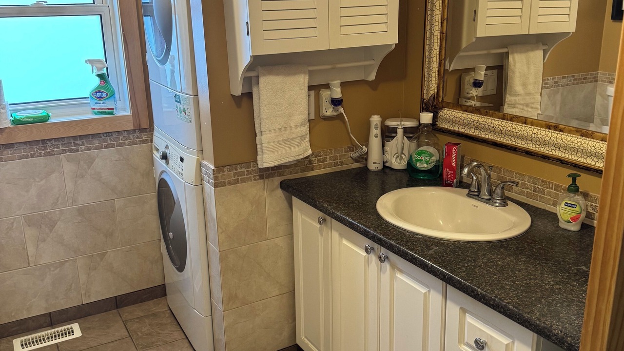 Photo of Bathroom in Scugog