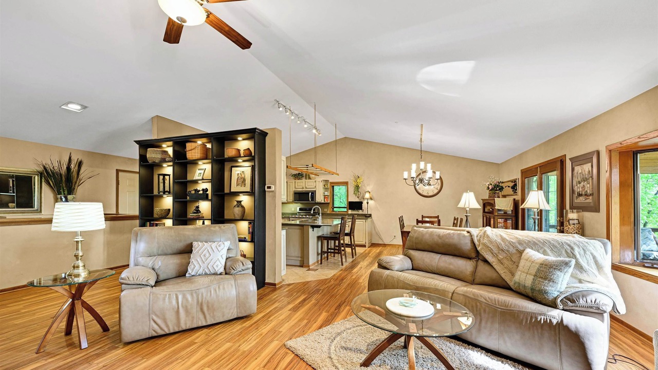Photo of Livingroom in Beloit