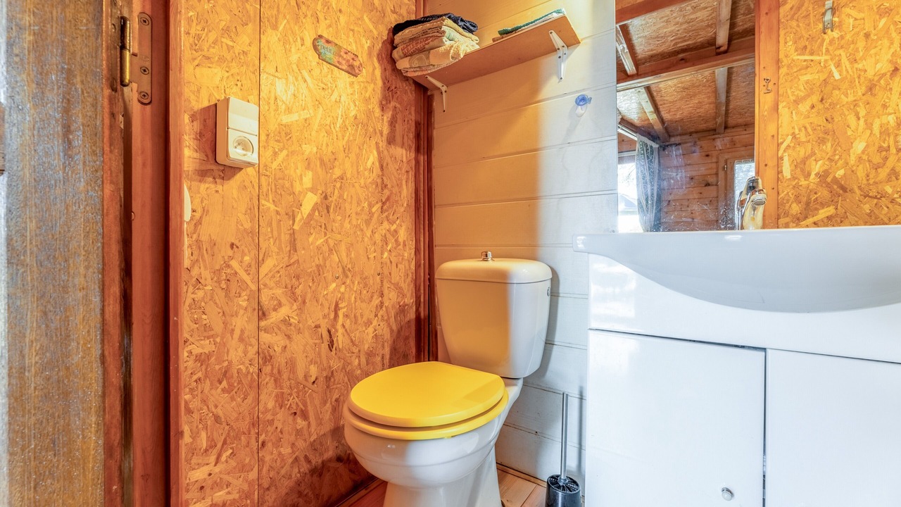 Photo of Bathroom in Saint-Paulet-de-Caisson