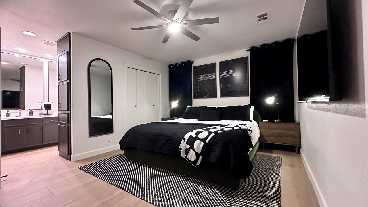 Photo of Bedroom in Midland