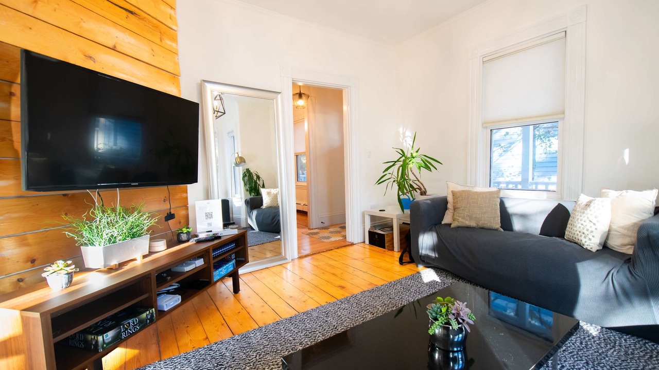 Photo of Bedroom in Neighborhood Nine