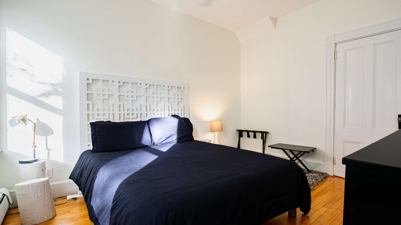Photo of Bedroom in Neighborhood Nine