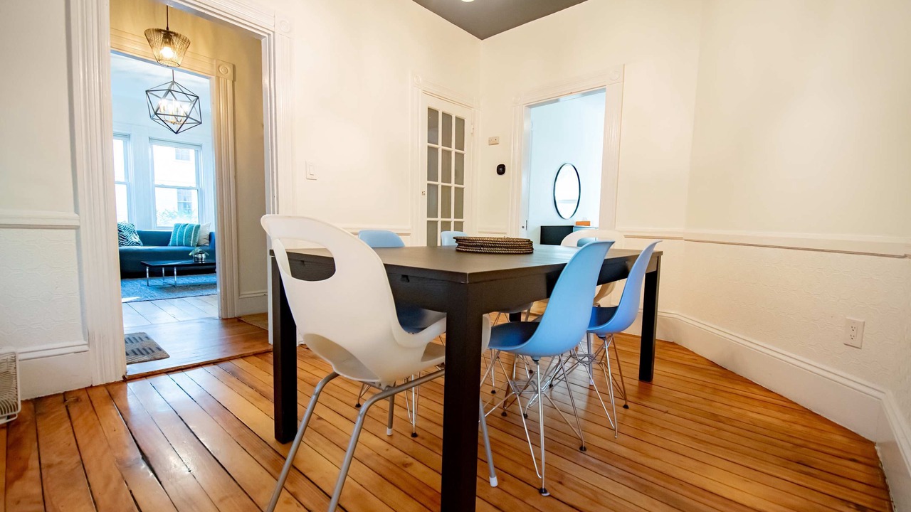 Photo of Bedroom in Neighborhood Nine