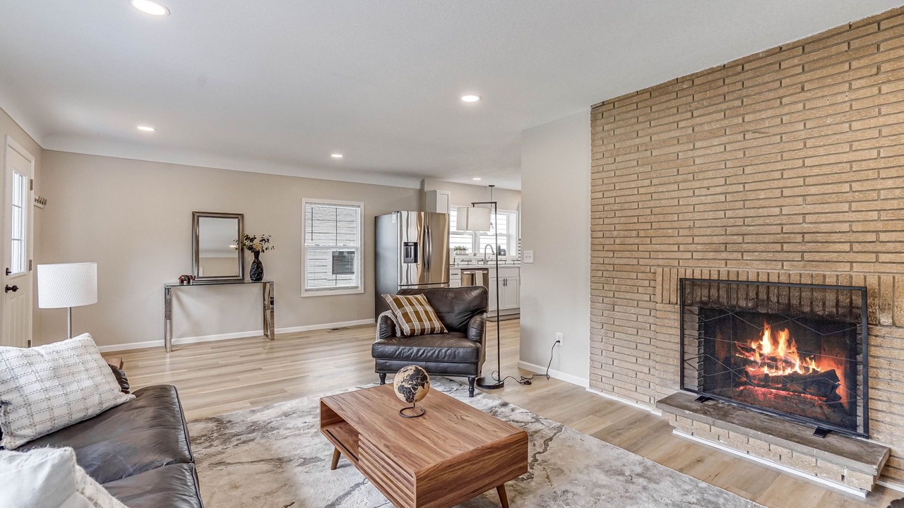 Photo of Livingroom in St. Louis Park