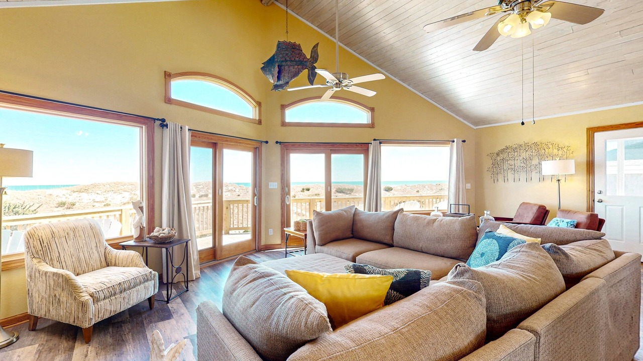 Photo of Livingroom in Waves