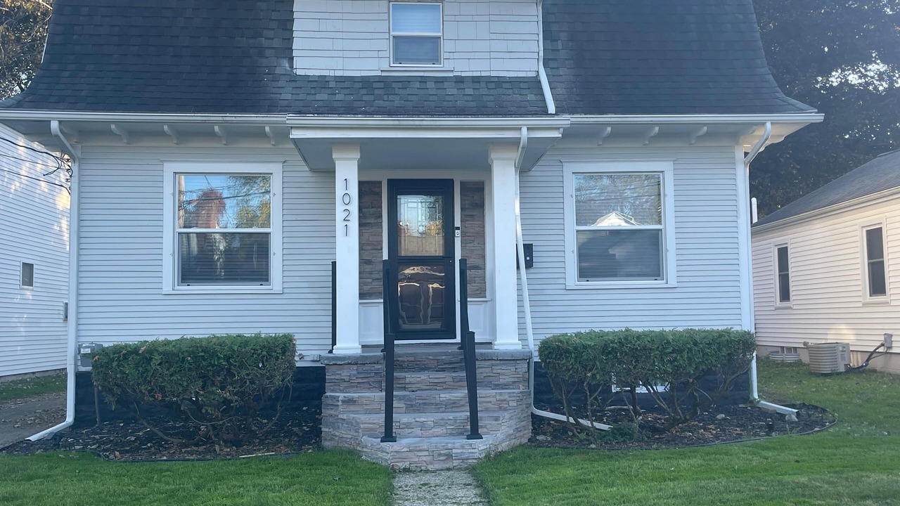 Photo of Outdoor in Lansing